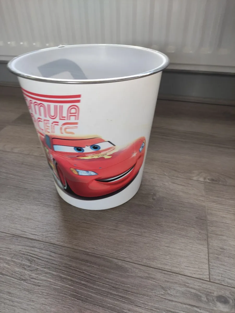 MC queen bucket never used - Image 2