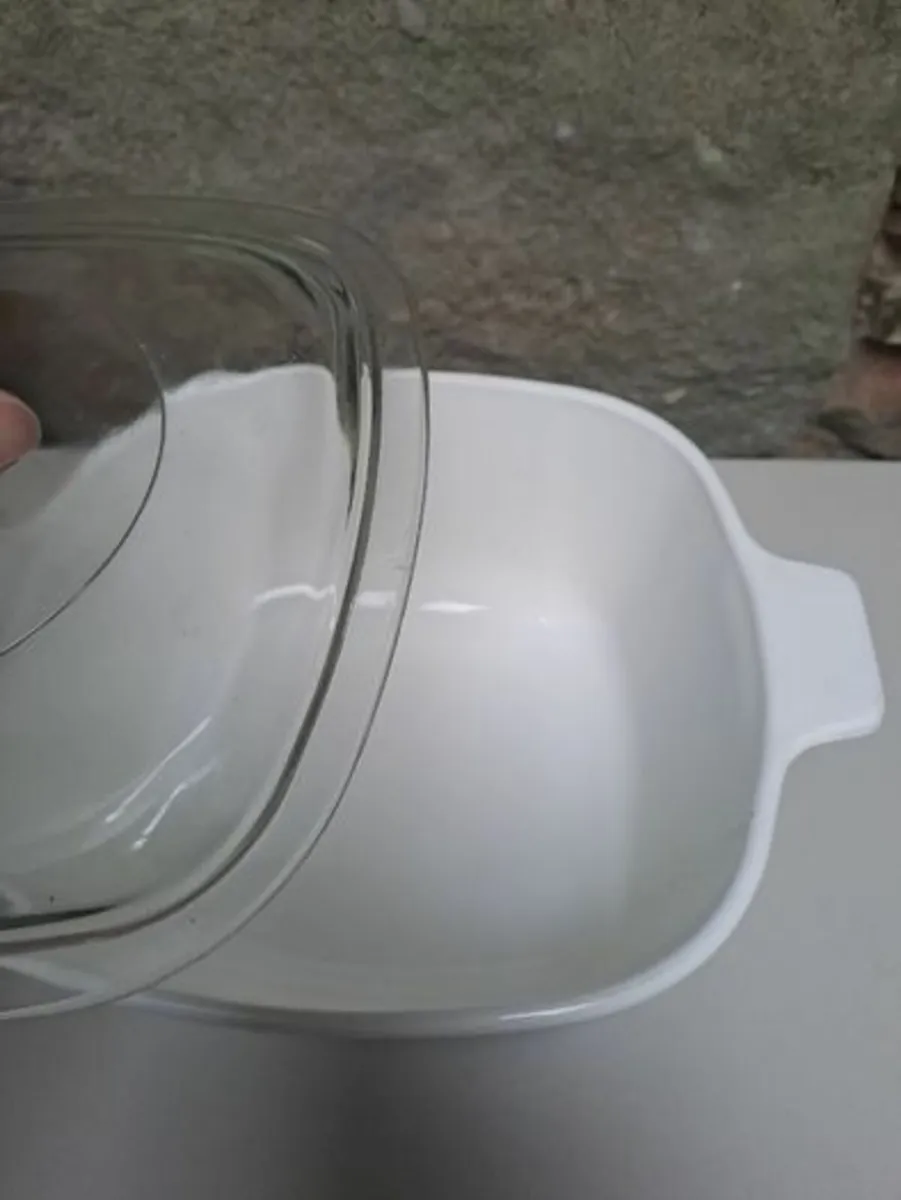 Pyrosil square serving dish with lid - Image 3