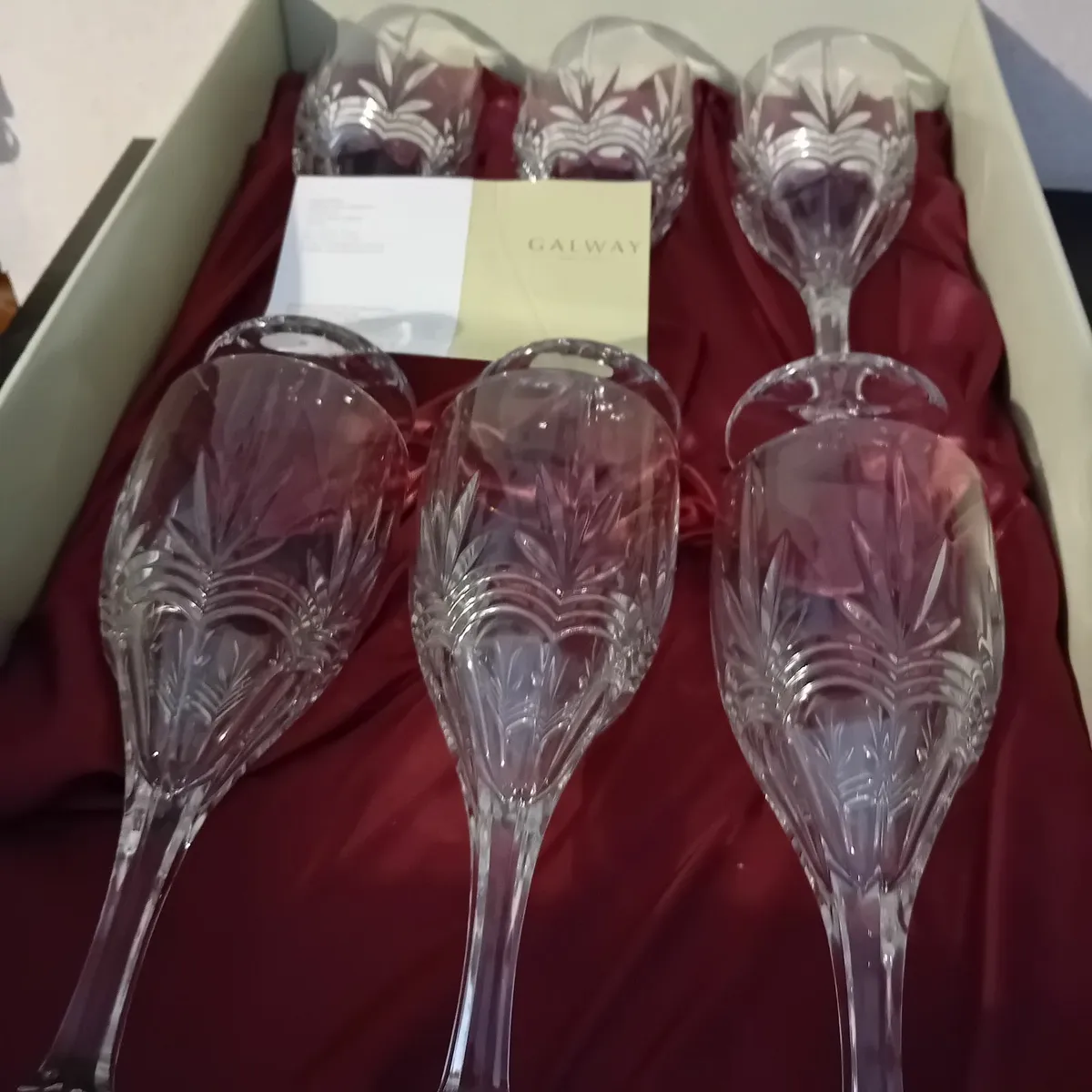 6 Beautiful Galway Cristal Glases