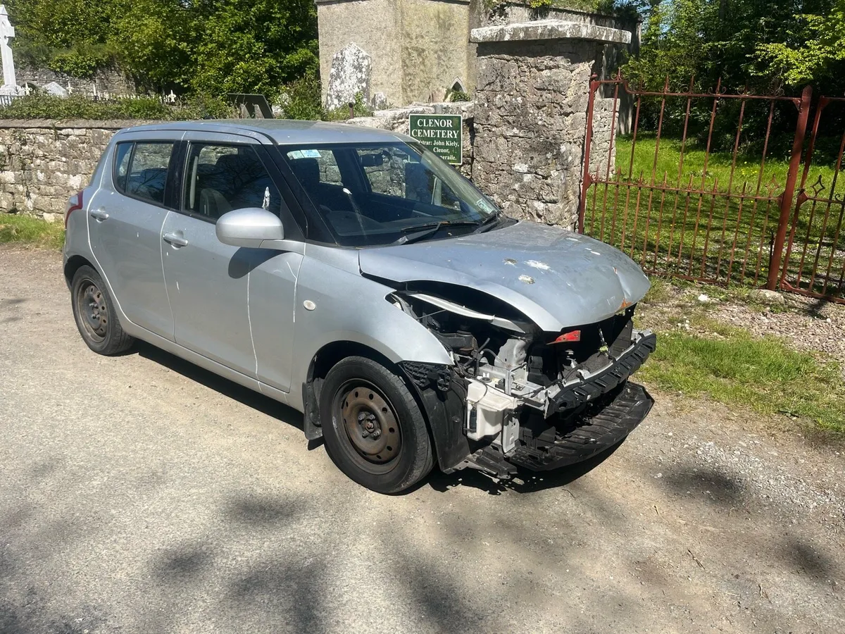 2014 Swift damaged repairable - Image 1