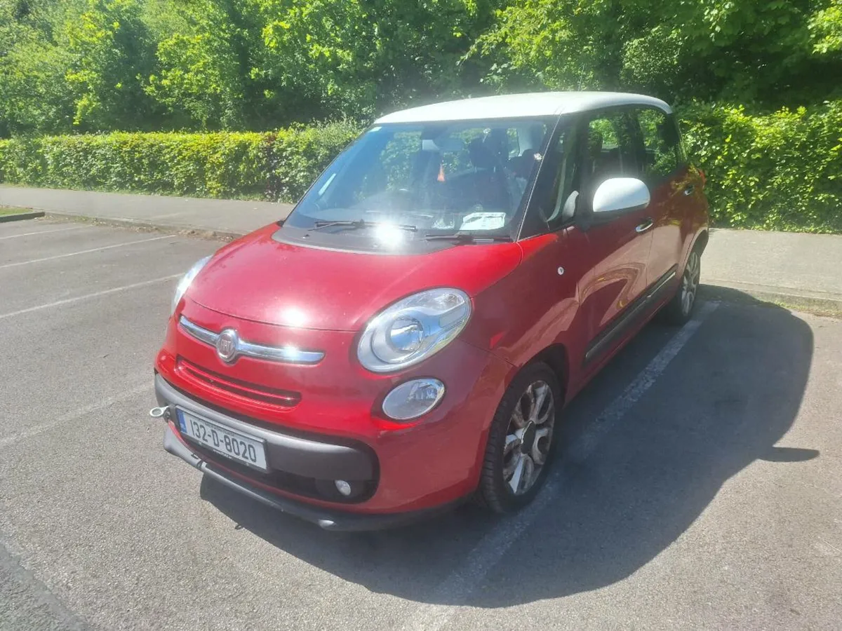 2013 fiat 500L - Image 2