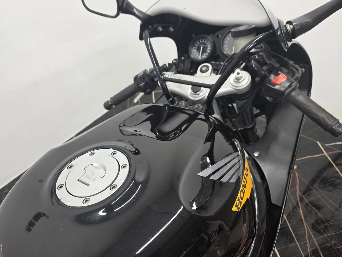 Honda fireblade 900rr - Image 4