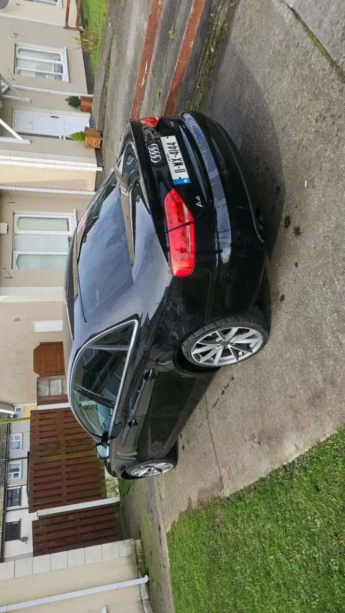Audi a4 2011 - Image 1