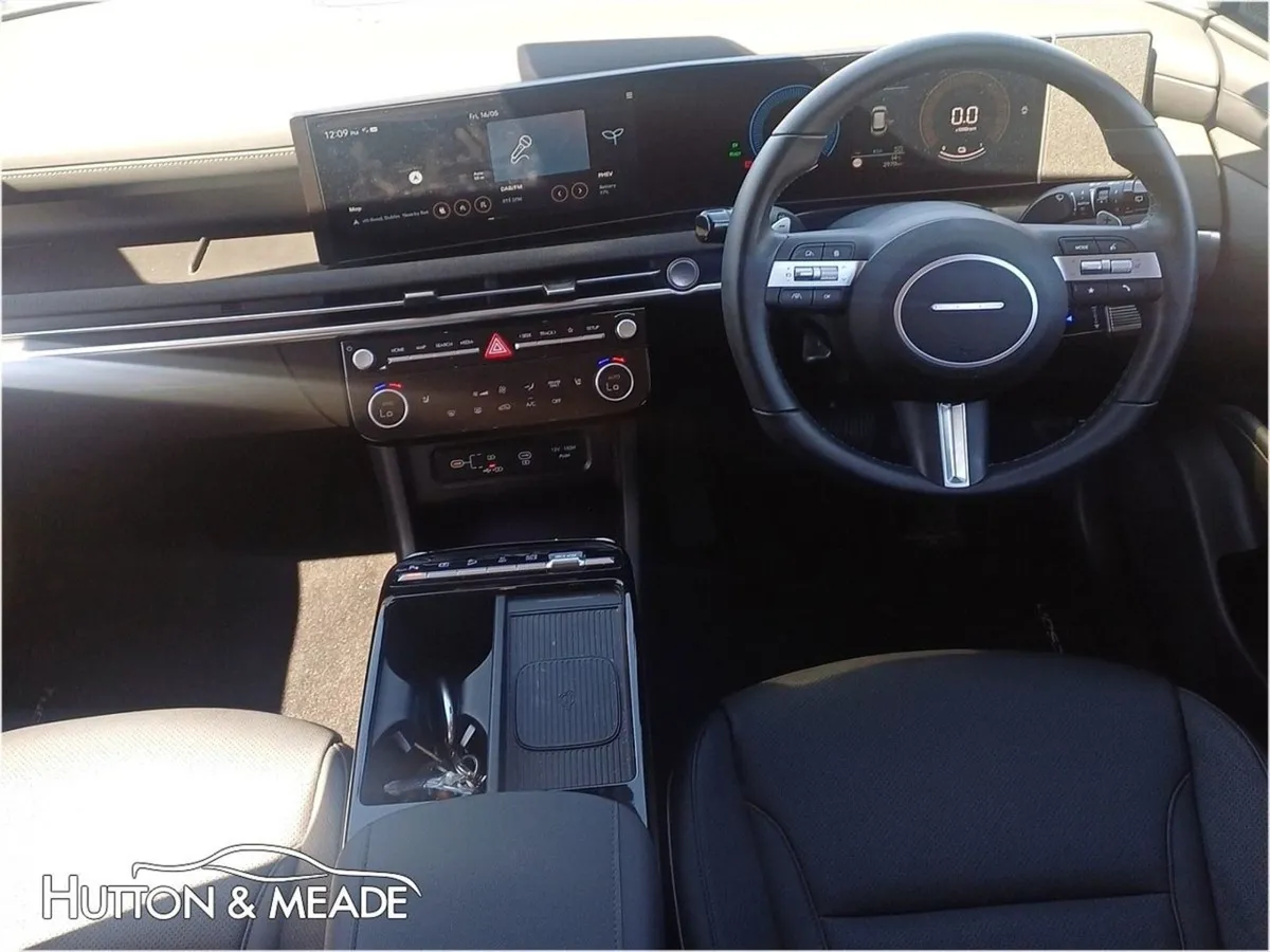 Hyundai Tucson Executive Phev 1.6 Petrol 5dr - Image 4