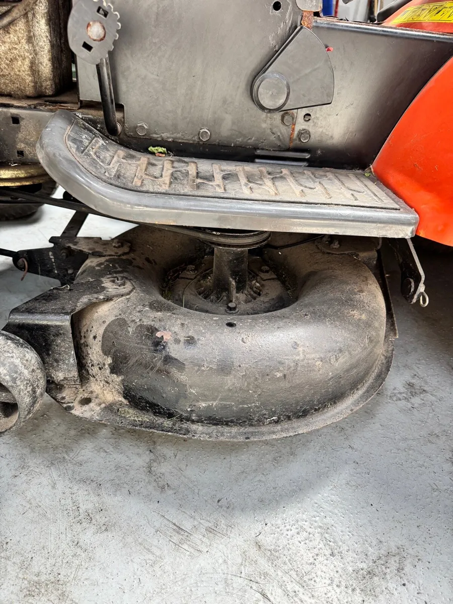 Husqvarna mower - Image 3
