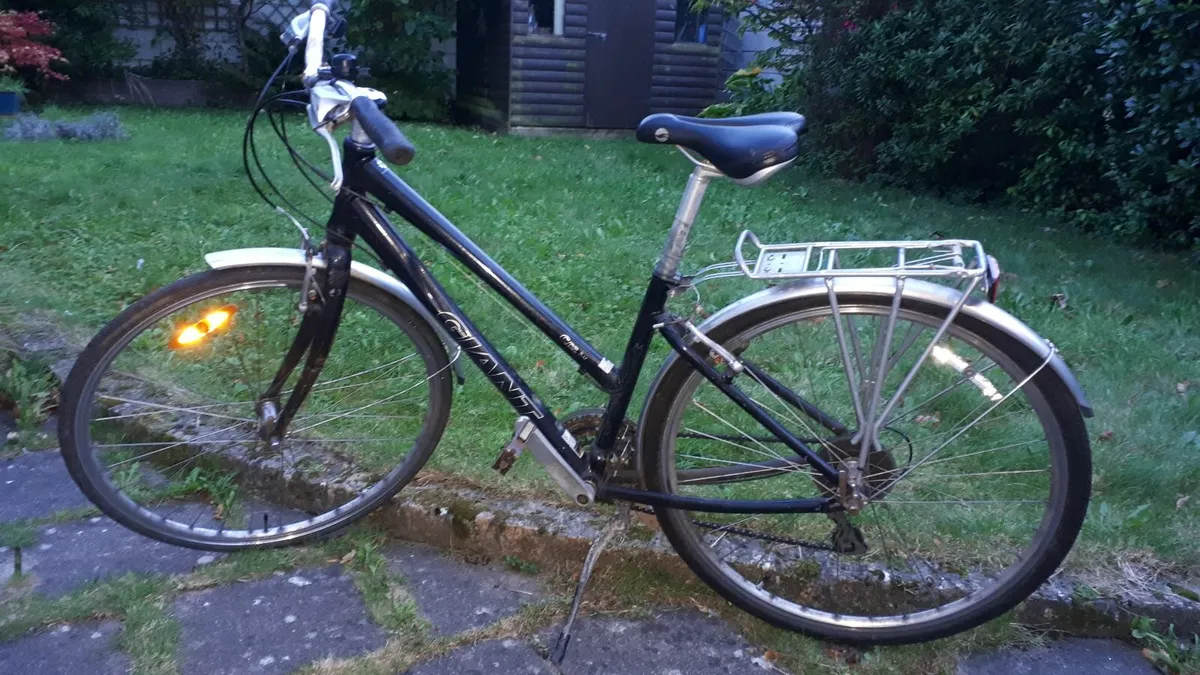 Ladies Bicycle FREE to collect - Image 1