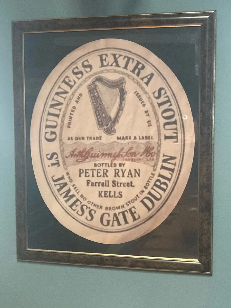 Pub Memorabilia - Image 3