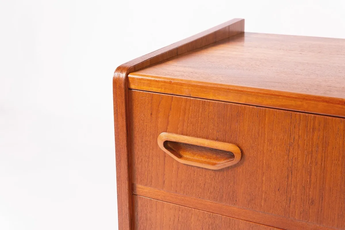 Danish chest of Drawers - Image 4