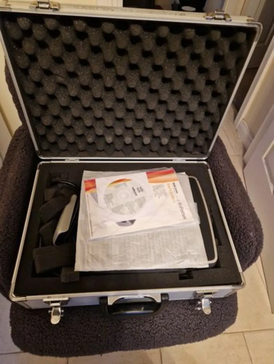 Infocus Projector in Case with Remote Control - Image 3
