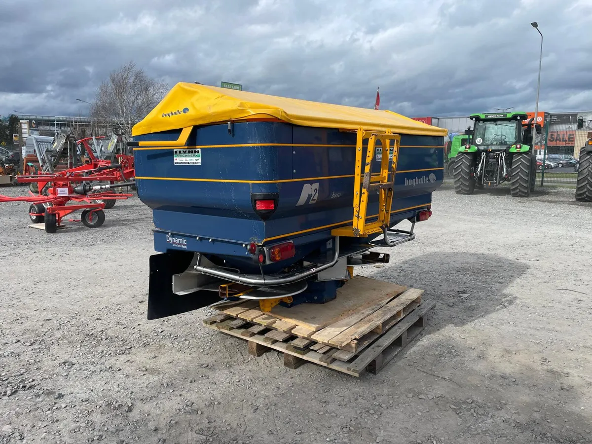 2 tonne Bogballe Spreader - Image 2