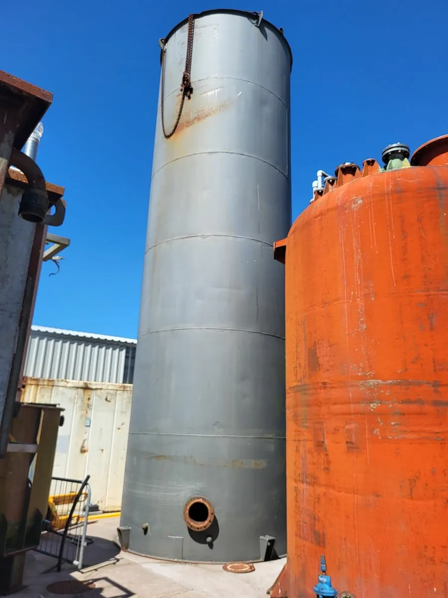 Tank - Image 2