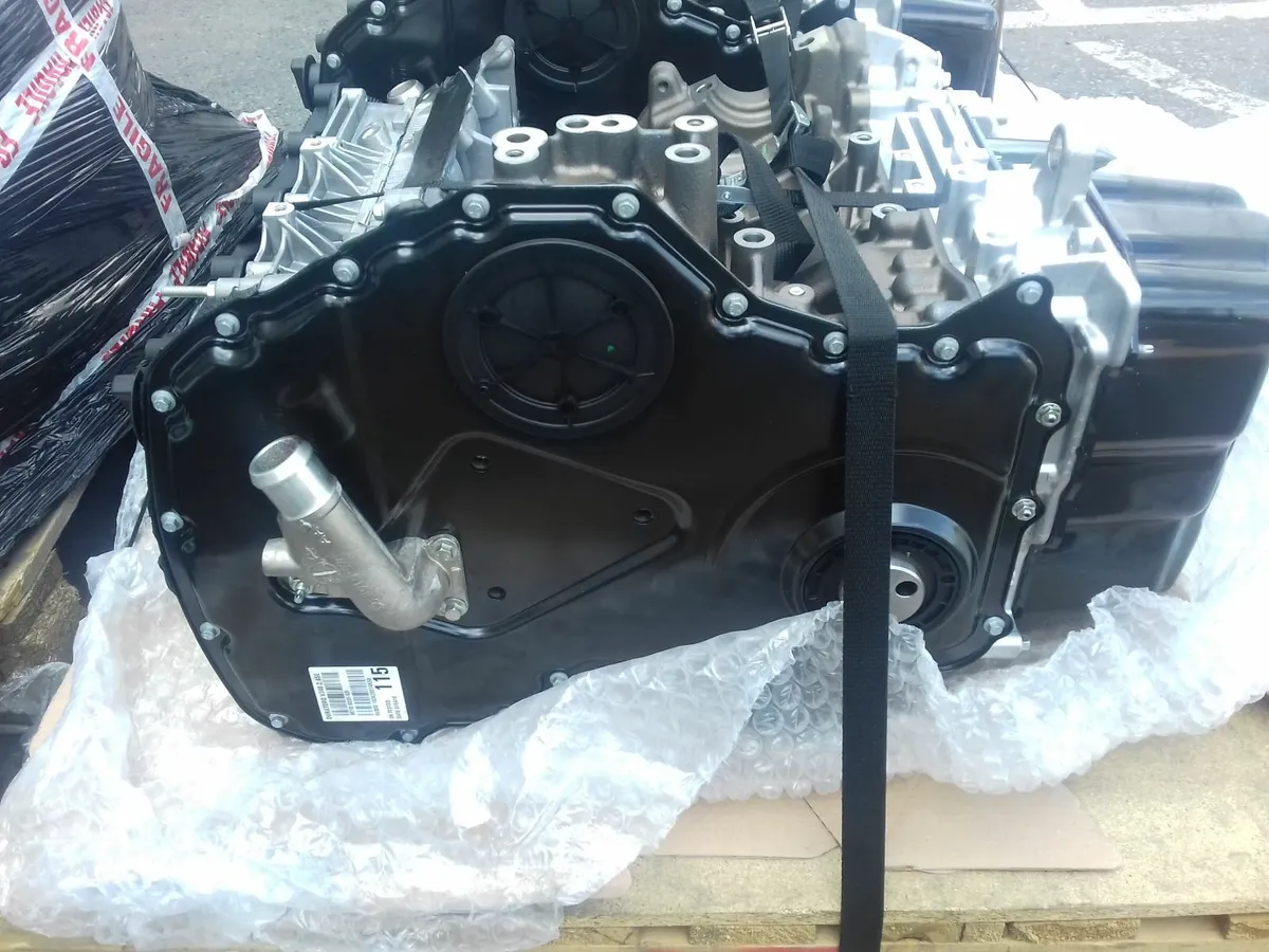 BRAND  NEW ENGINES PEUGEOT AND CITREON 2.2 E5 - Image 3