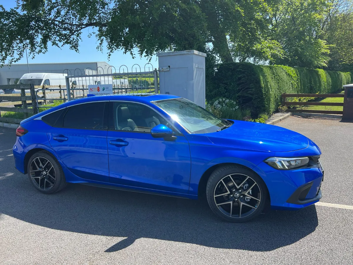 Honda Civic Hybrid Advance 2025 - Image 3