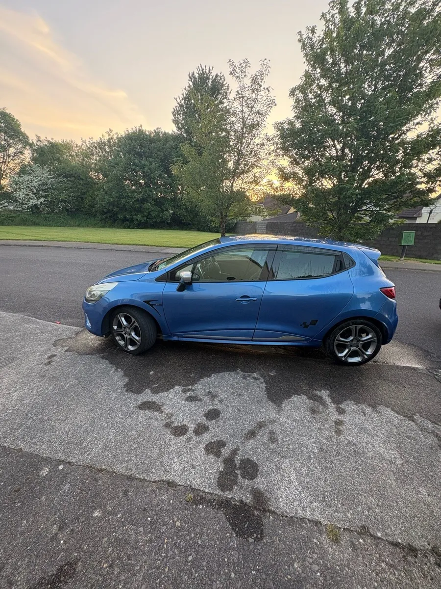 Automatic Clio GT 2015 - Image 3