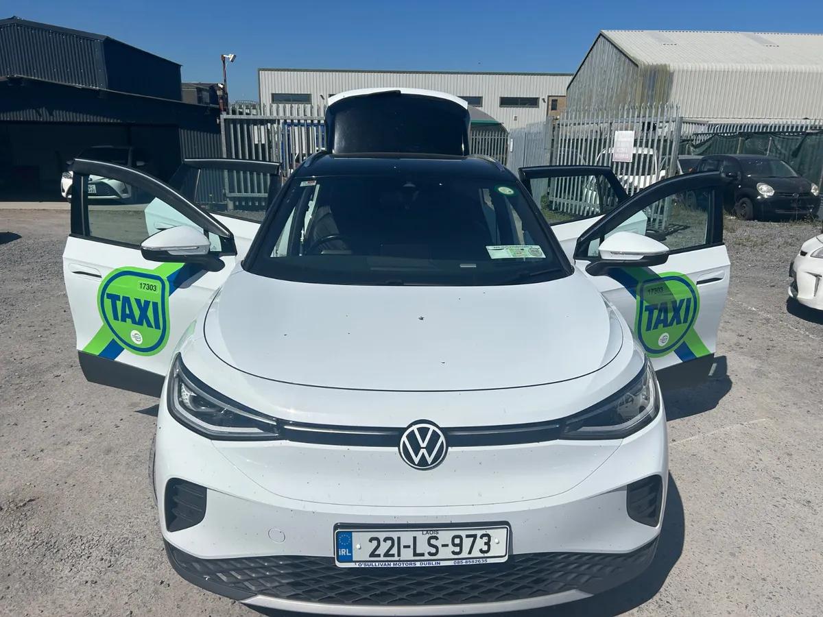 2022 Volkswagen ID.4 long Range Taxi ready - Image 2