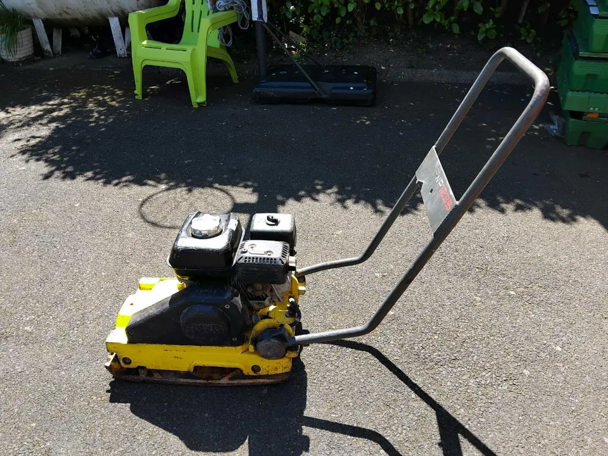 Wacker compactor plate - Image 3