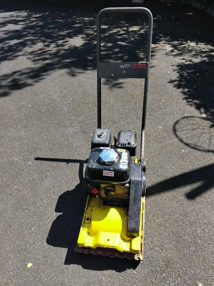 Wacker compactor plate - Image 2