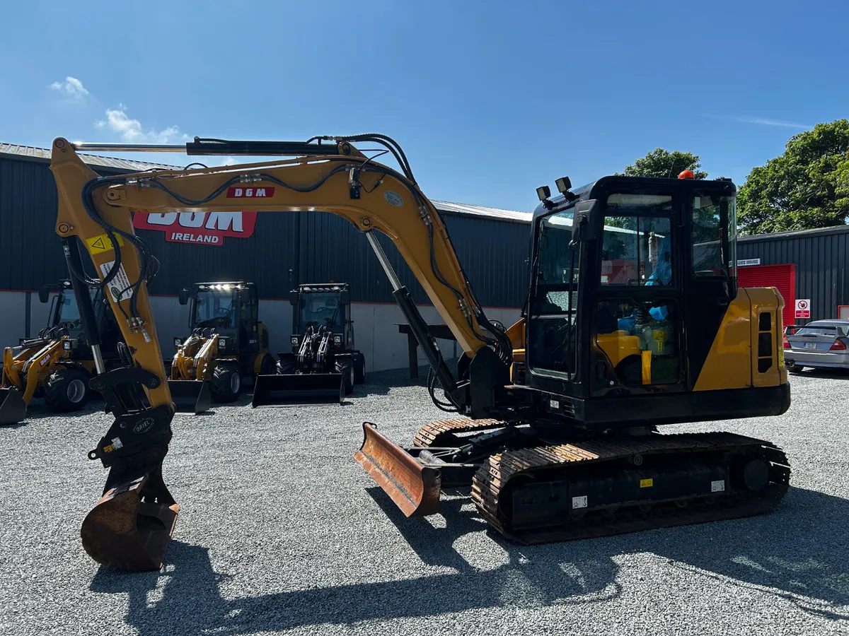 2020 DGM 6 ton - Image 1