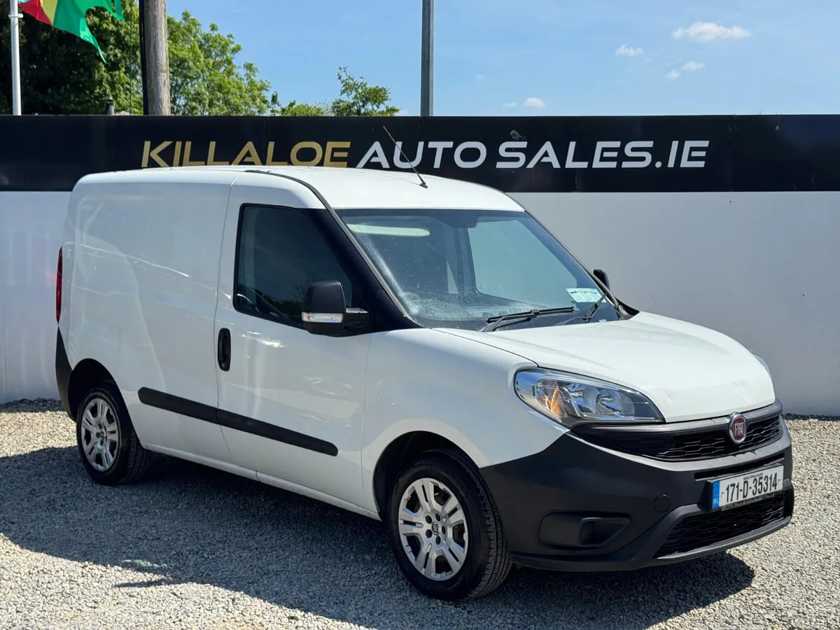 Fiat Doblo 2017 van. No vat - Image 1