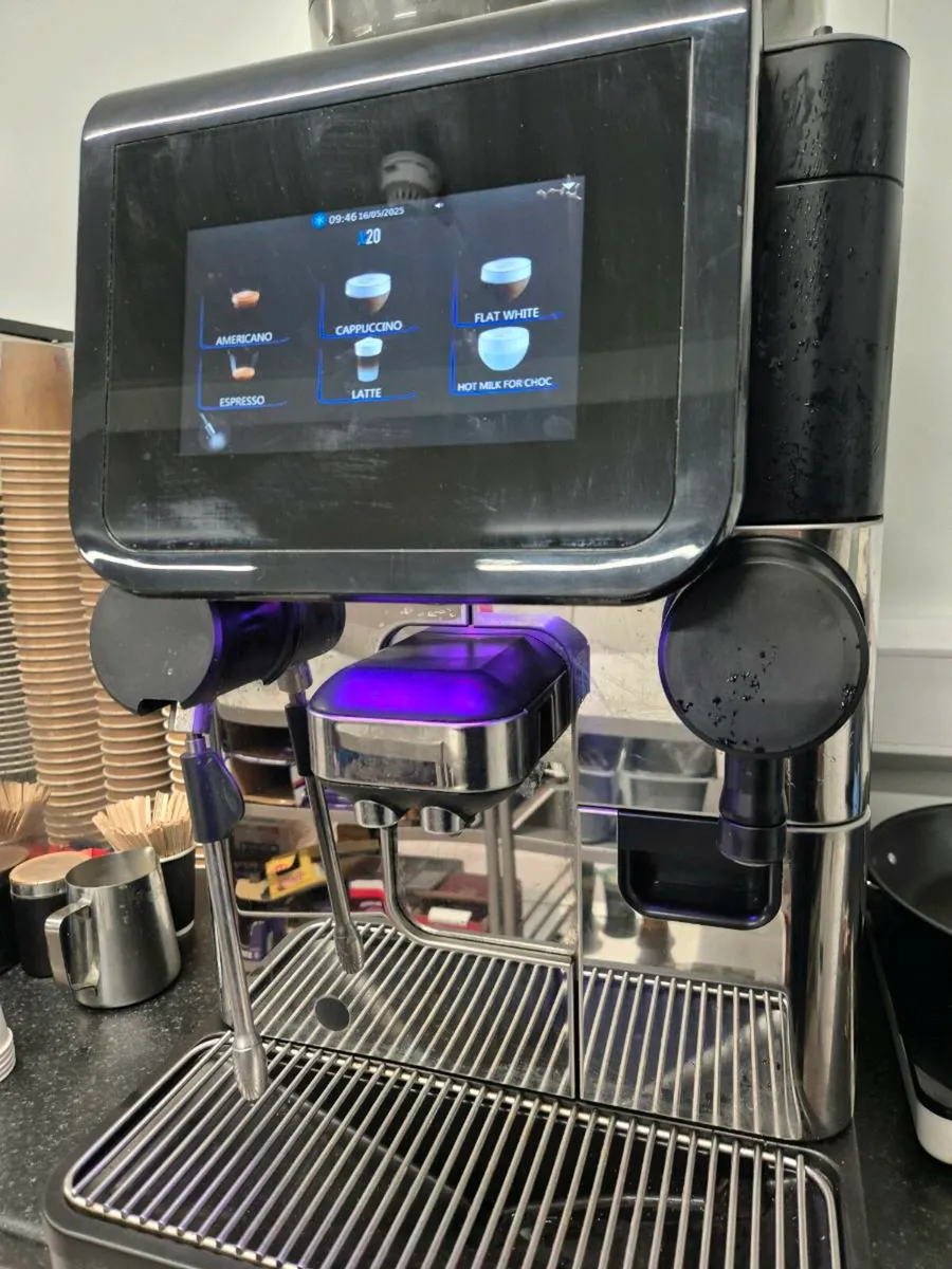 Bean to Cup coffee machine - Image 3