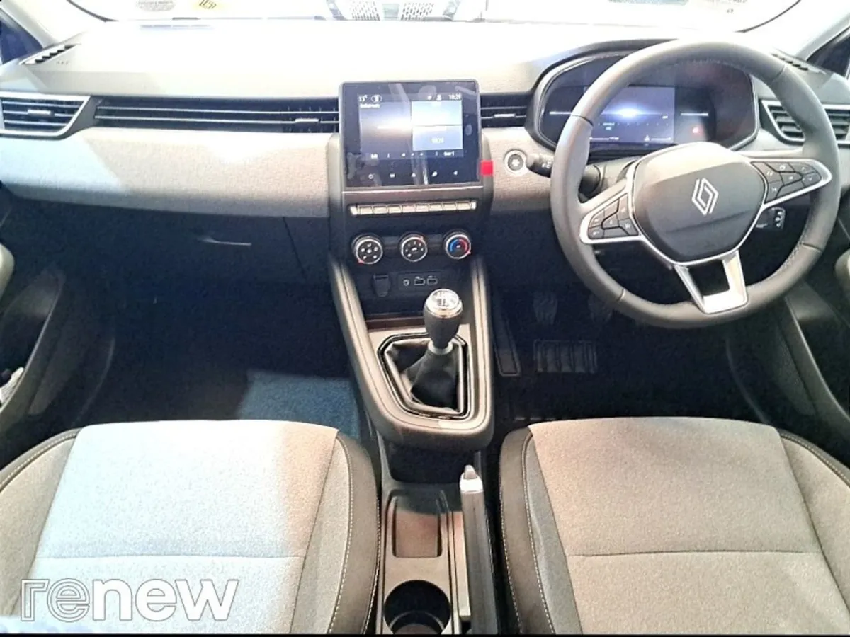Renault Clio Equilibre 90bhp - Image 3