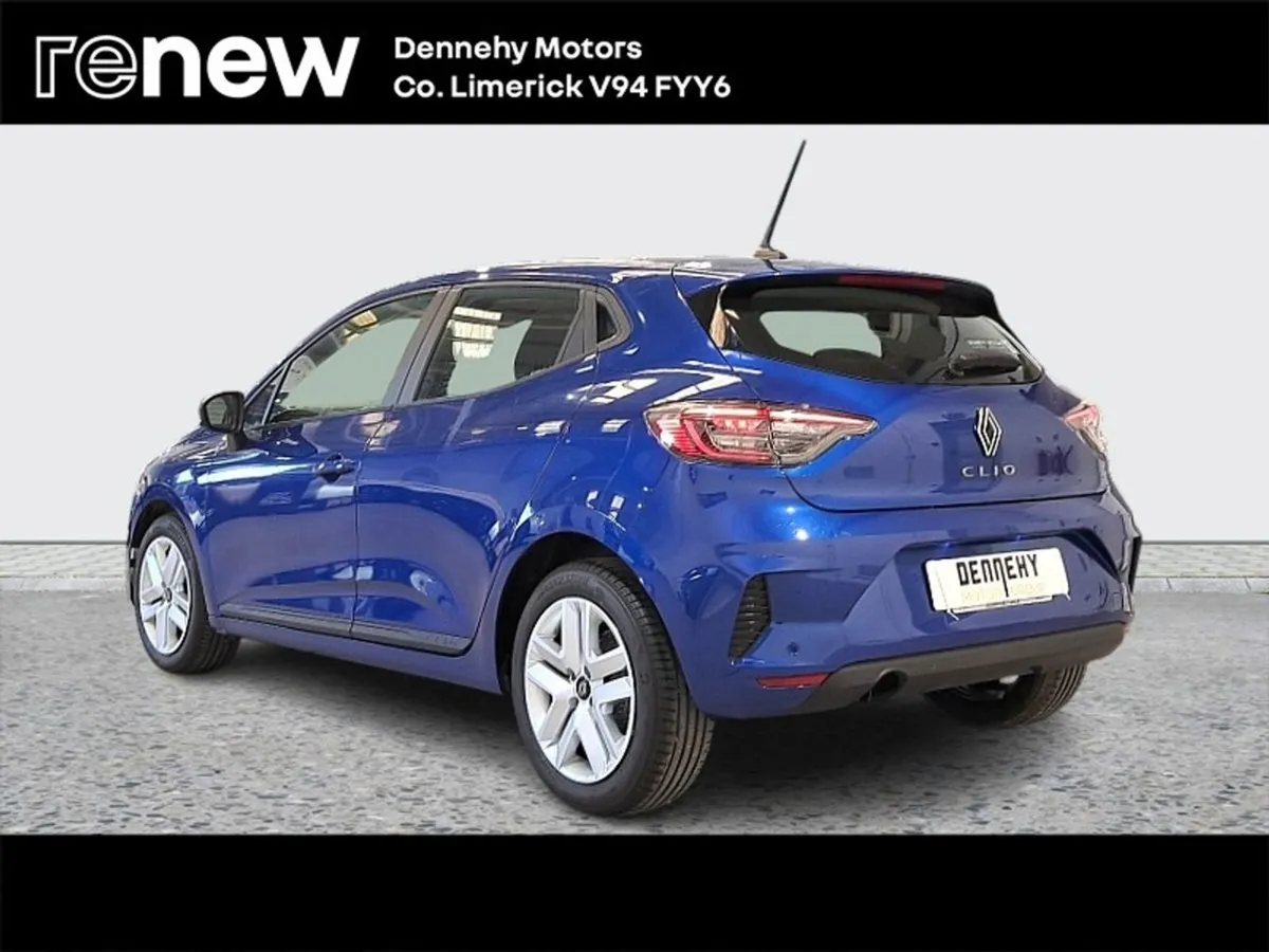 Renault Clio Equilibre 90bhp - Image 4