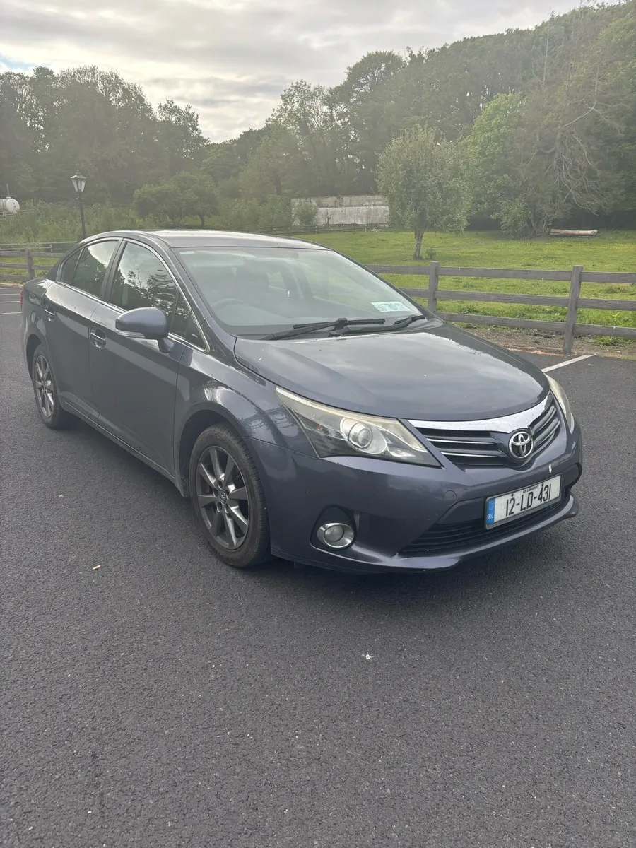Toyota avensis top spec - Image 1