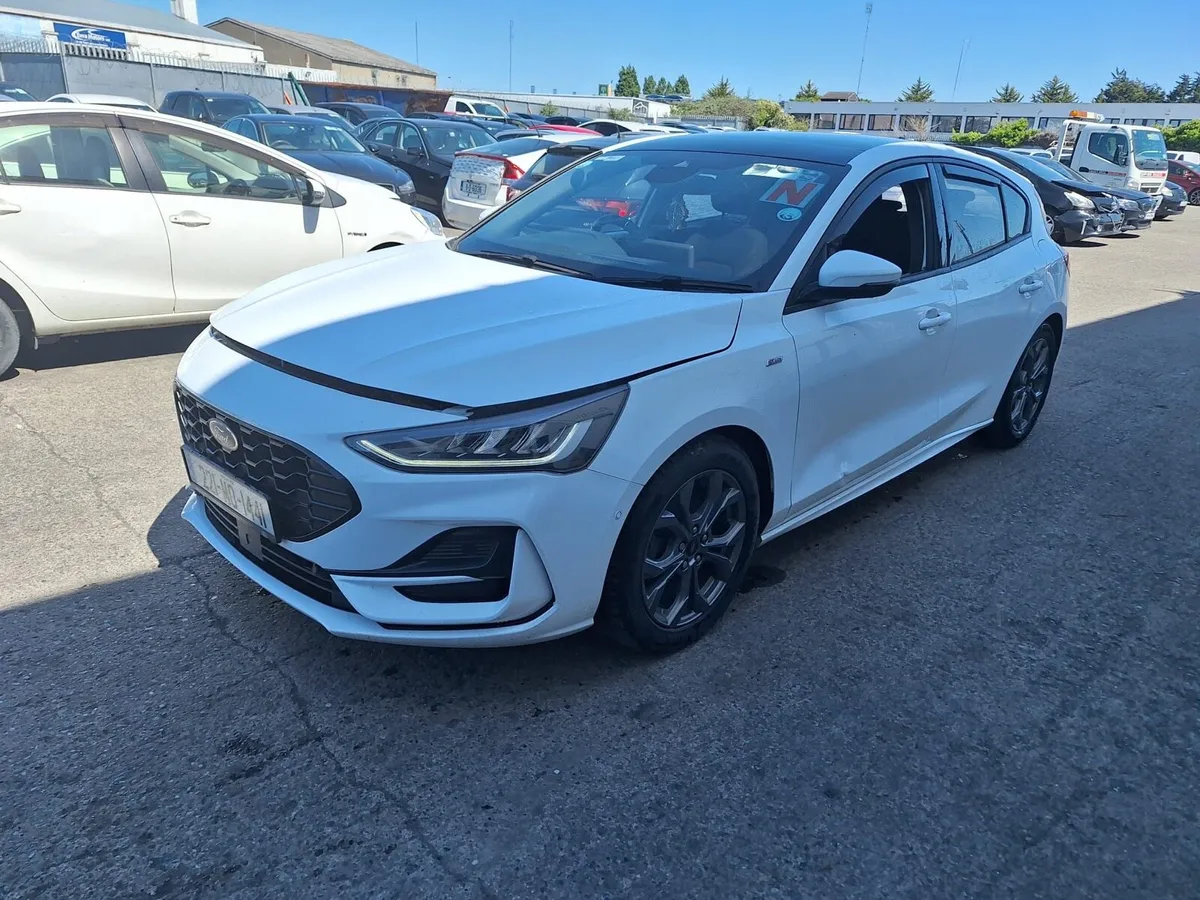 22 Focus ST LINE…petrol - Image 2