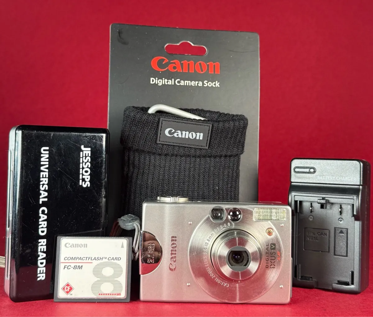 Canon IXUS V 2.1MP Compact Digital Camera - Image 1
