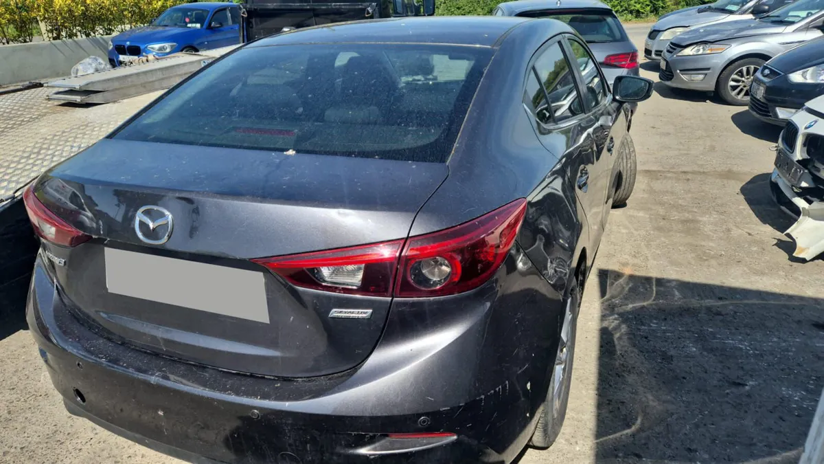 2016 MAZDA 3 2.2 DIESEL FOR BREAKING! - Image 3