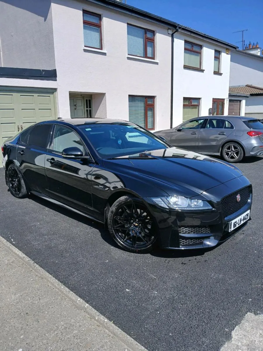 Jaguar XF R-Sport - Image 4