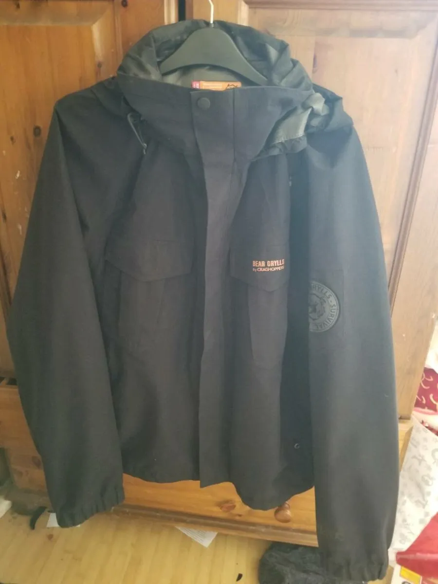 Craghoppers waterproof goretex jacket - Image 1