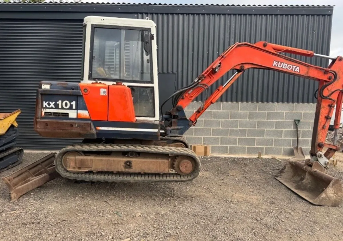 Kubota KX101 3.5 ton digger - Image 3