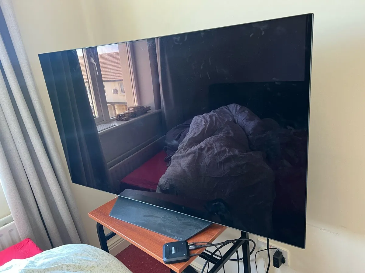 Lg 55 inch OLED 4k B3 TV - Image 2