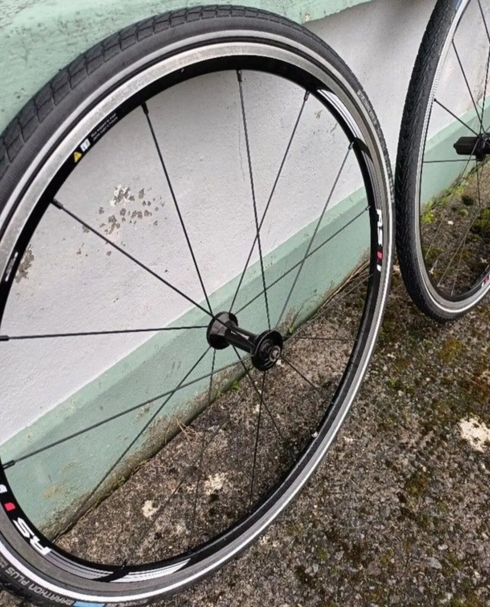Bike wheels - Image 2