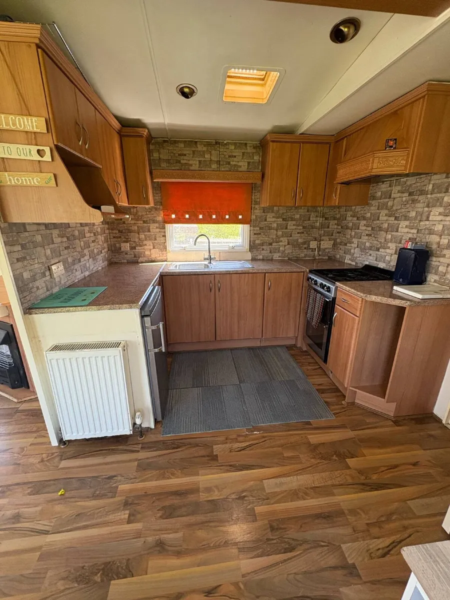 Mobile home - Image 1