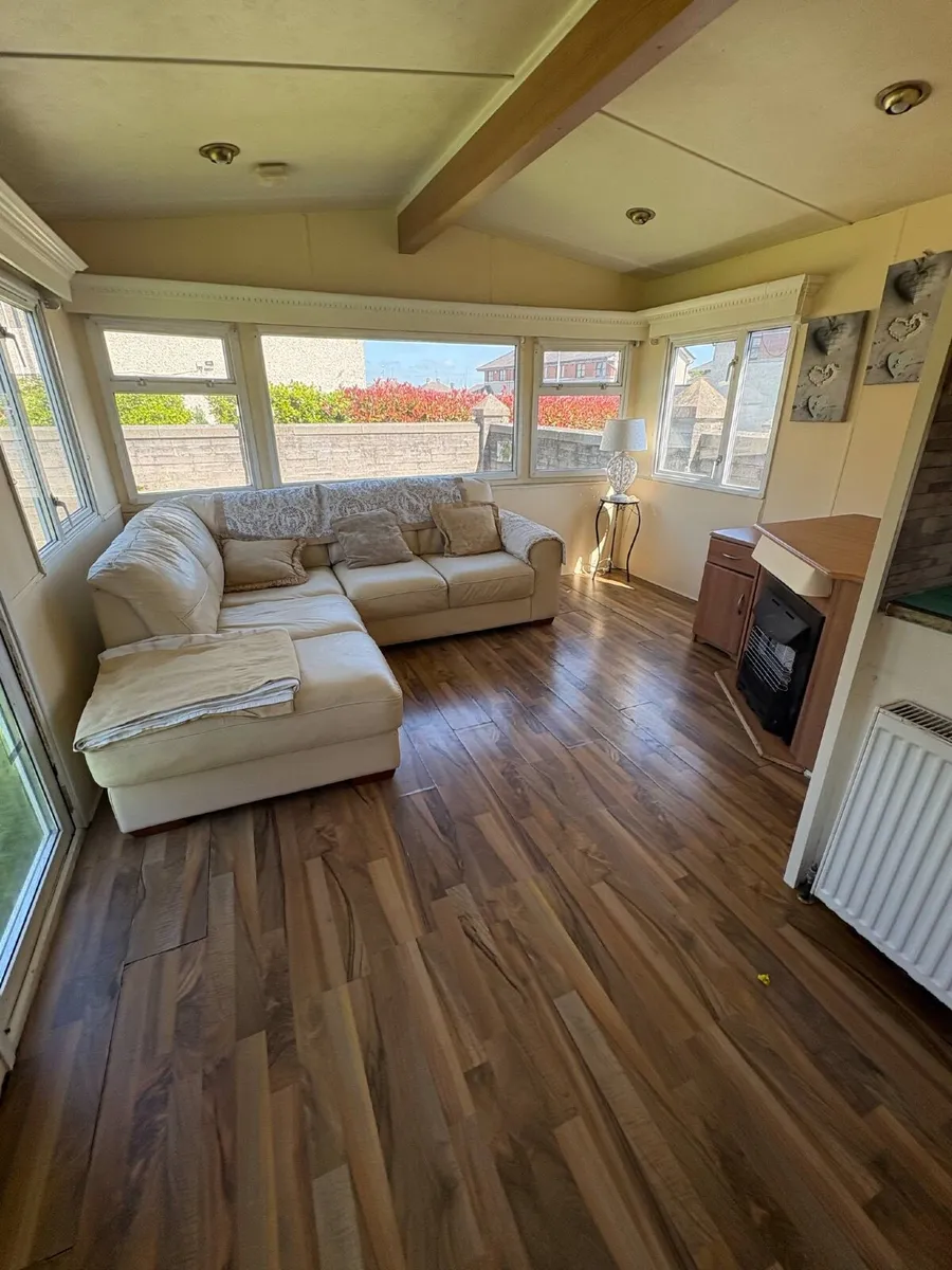 Mobile home - Image 2