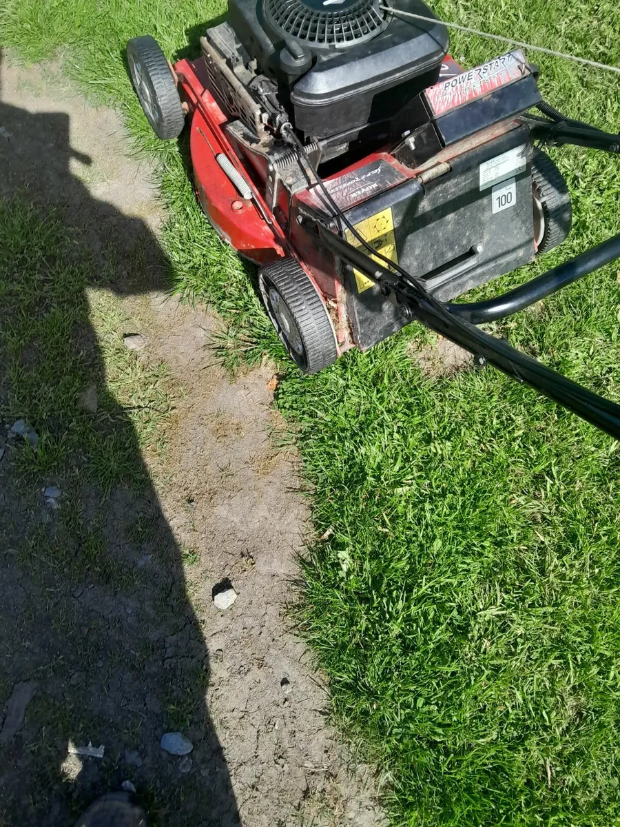 Self drive Lawnmower - Image 2