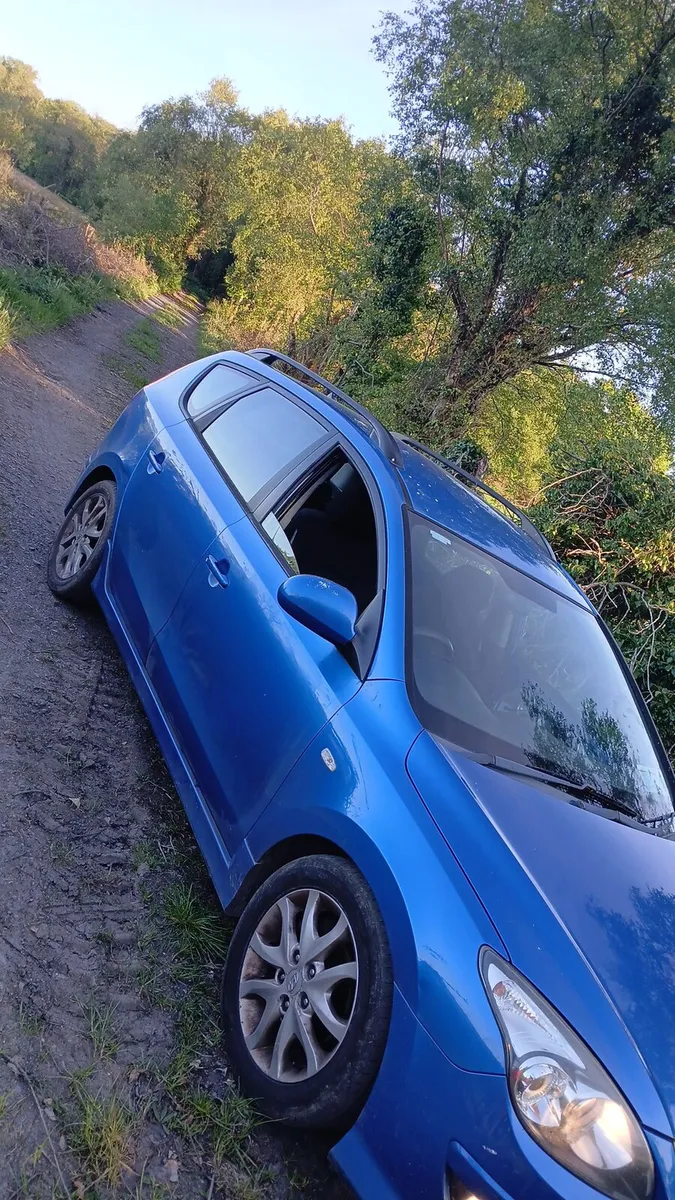 2010 hyundai i30 estate 1.6 diesel tax July no nct - Image 2