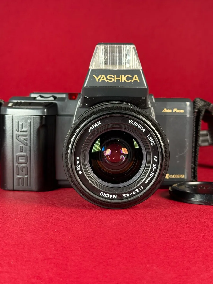 Yashica  230AF 35mm camera - Image 1