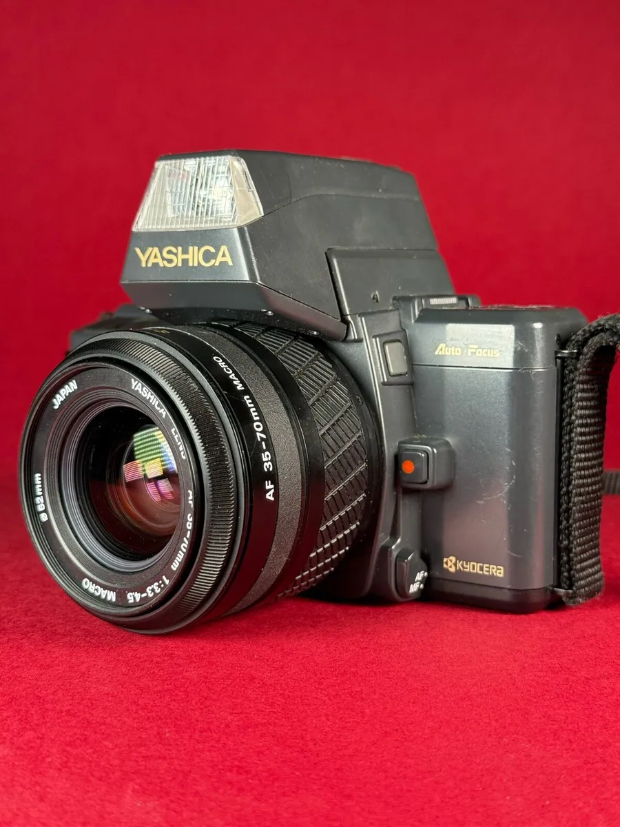 Yashica  230AF 35mm camera - Image 3