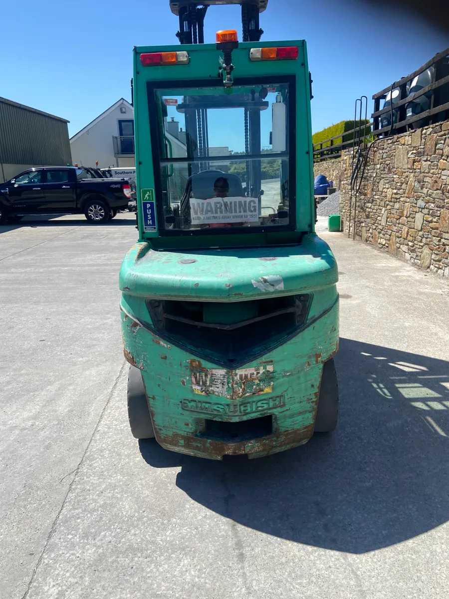 Mitsubishi forklift - Image 3