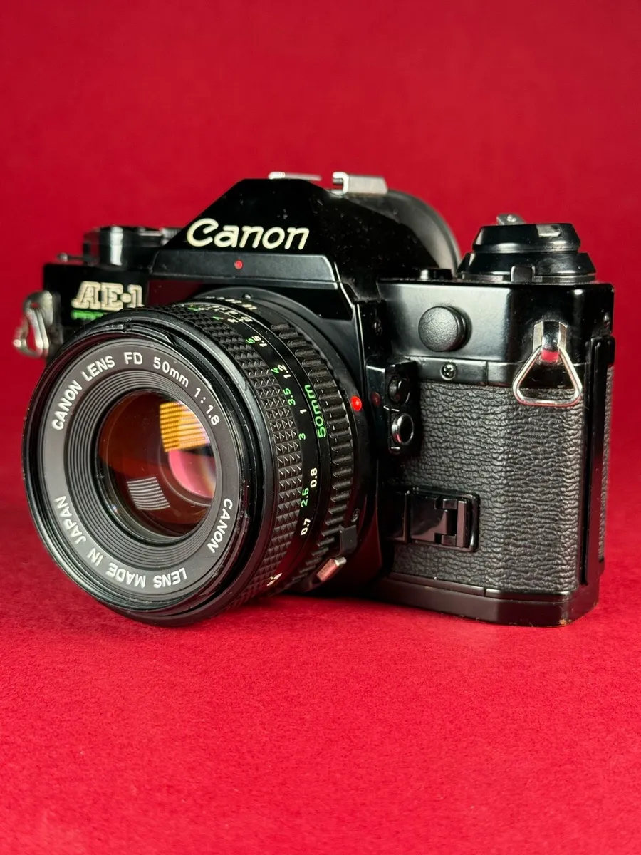 Canon AE 1 Program (read) - Image 3