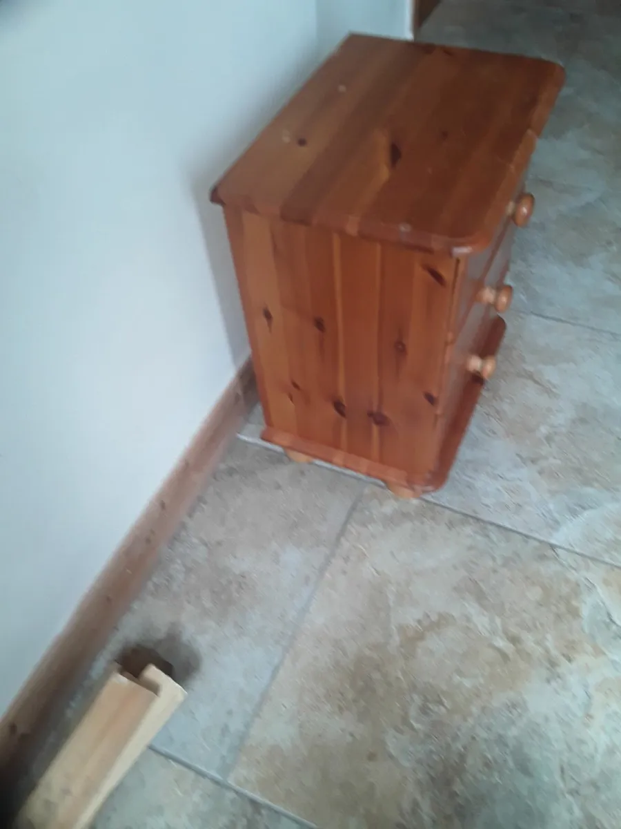 Solid pine  small locker tree drawers - Image 3
