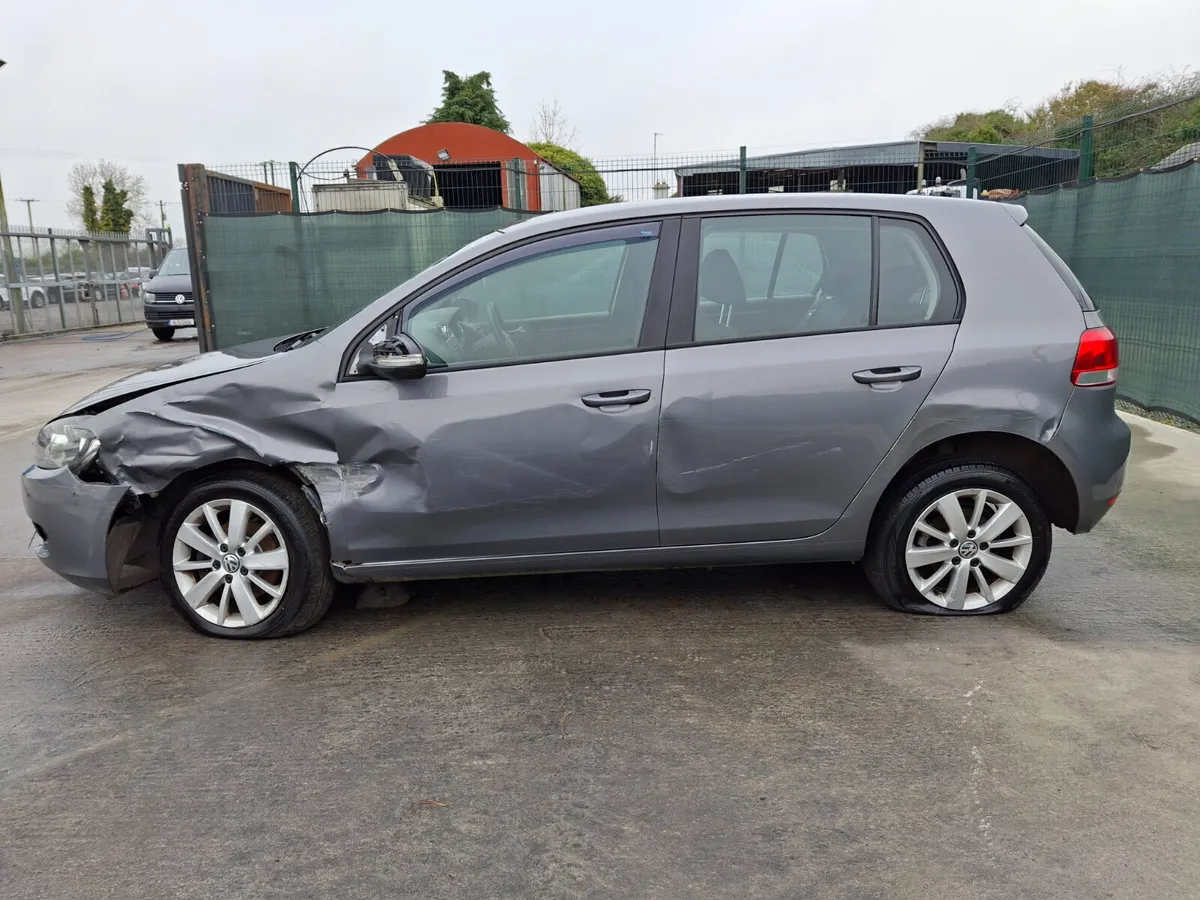 2011 VW Golf 1.6L TDI - Image 4