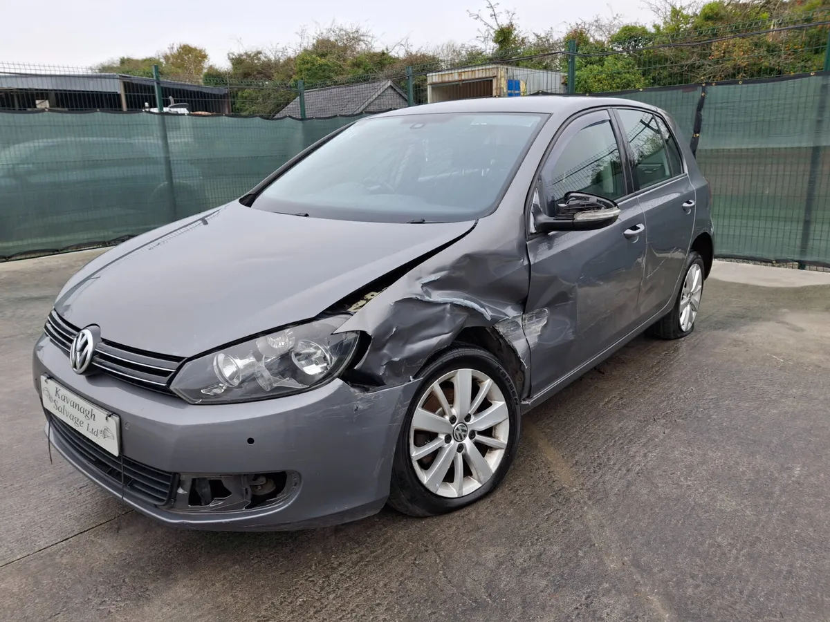 2011 VW Golf 1.6L TDI - Image 2