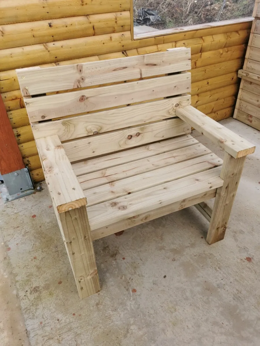 Garden furniture - Image 1