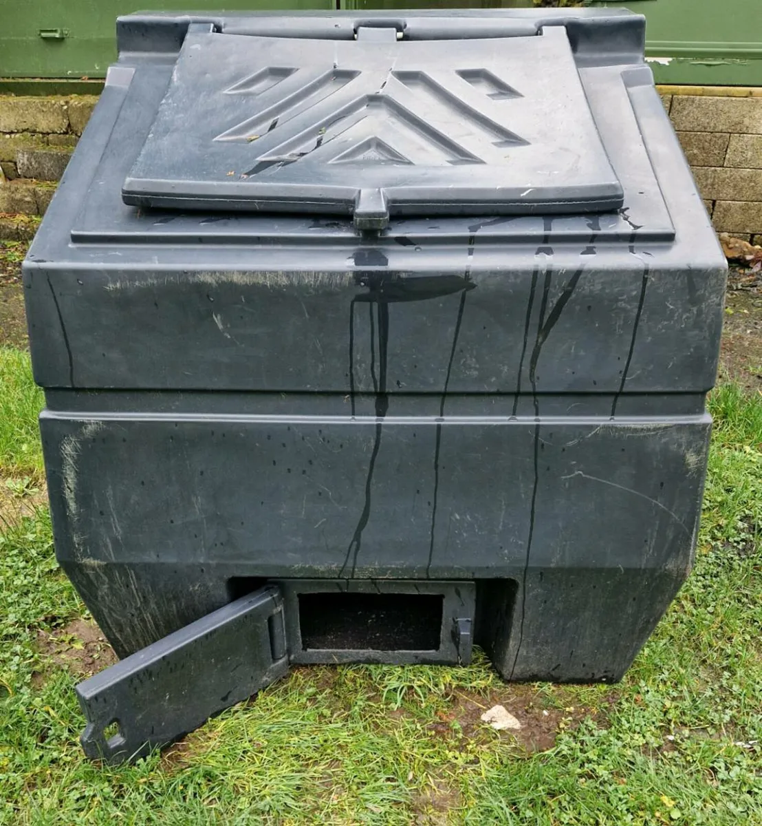 LARGE COAL BUNKER 600KG - Image 1