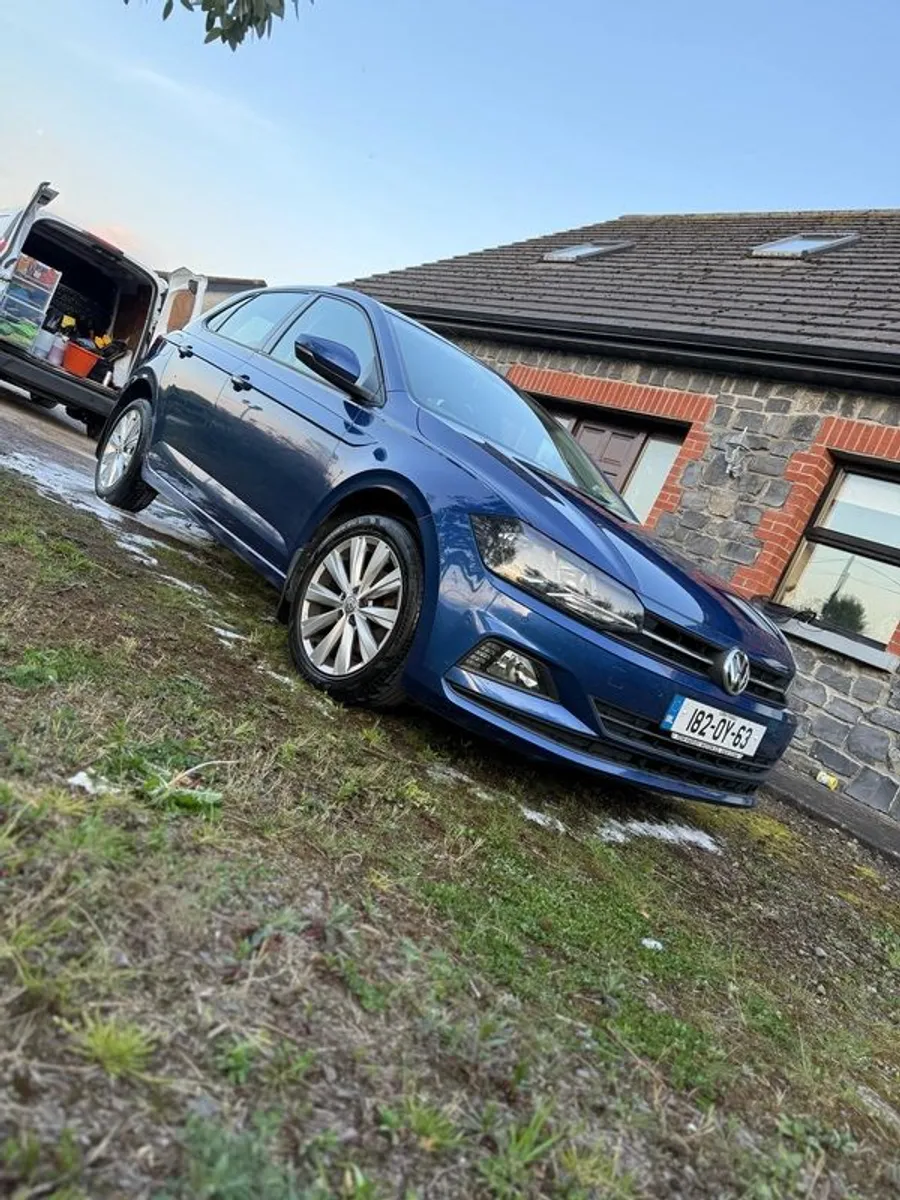 2018 Volkswagen Polo - Image 2