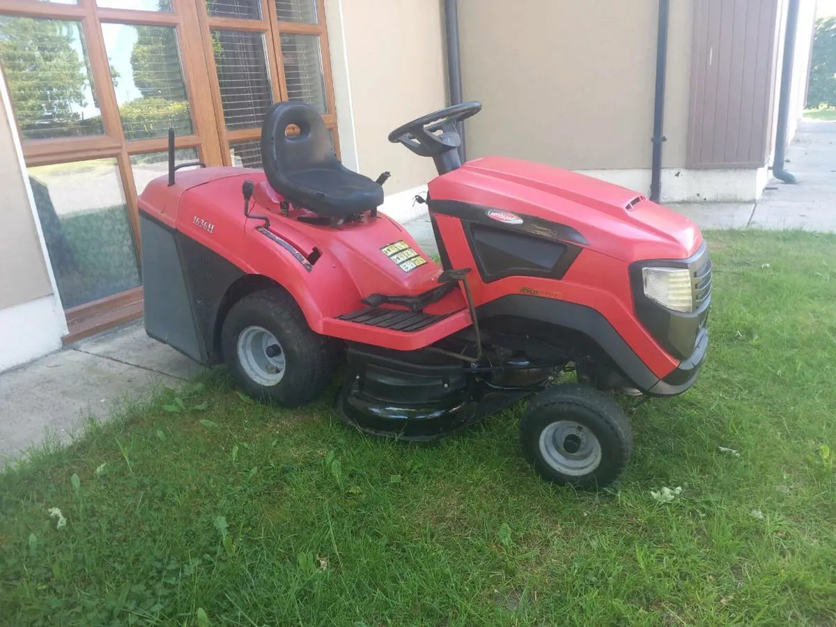 Castlegarden ride on lawnmower - Image 1